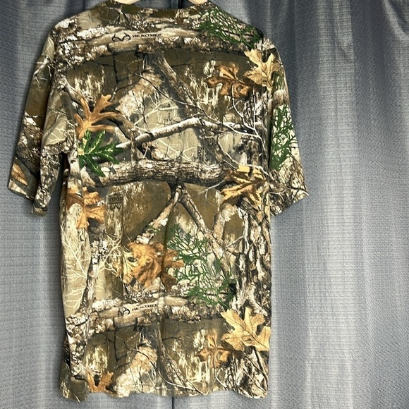 MAGELLAN OUTDOORS HUNT GEAR XL MENS CAMOUFLAGE REALTREE TSHIRT - Picture 5 of 6